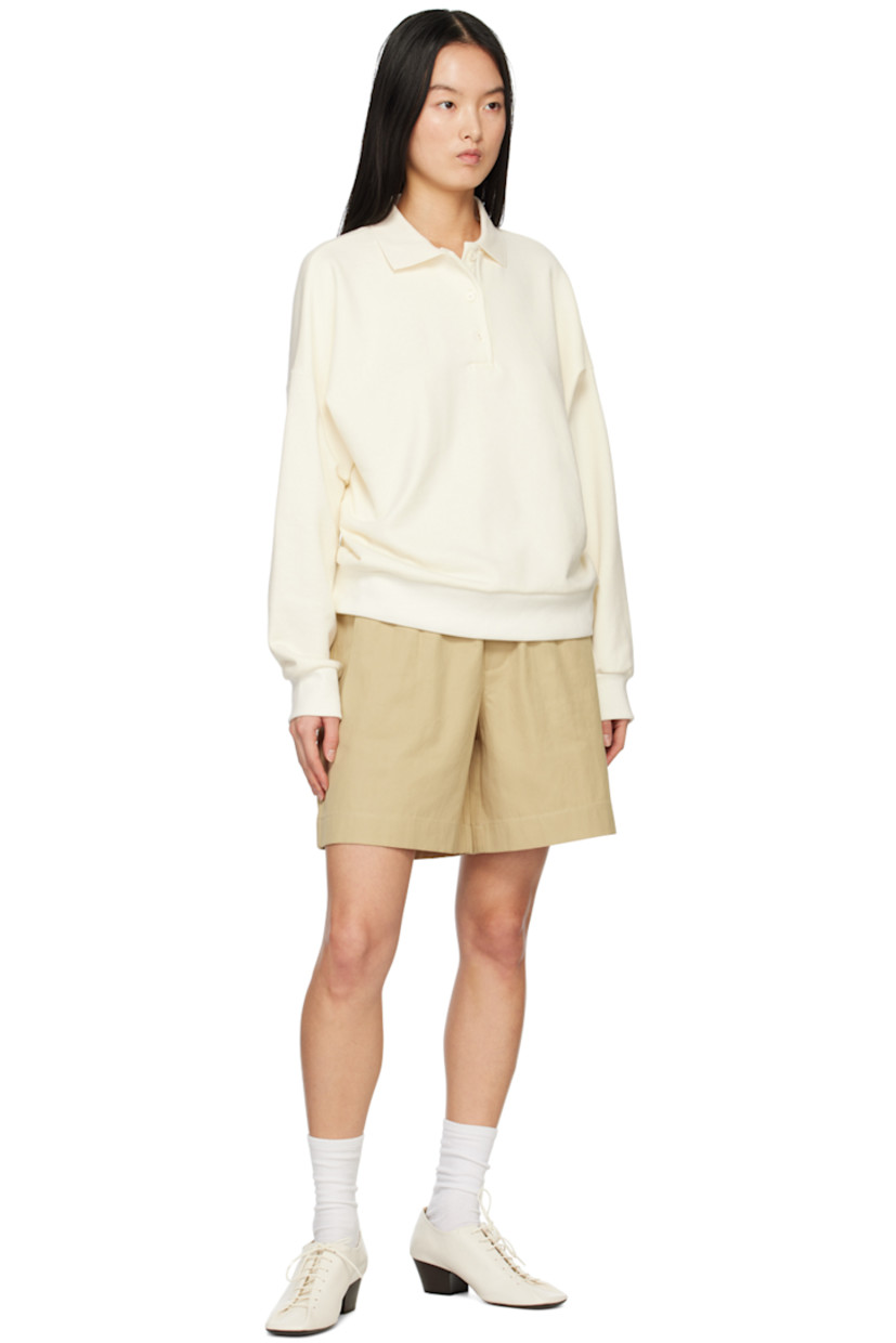 Cotton twill shorts. 

· Concealed drawstring at elasticized waistband
· Two-pocket styling
· Mock-fly

Supplier color: Beige
