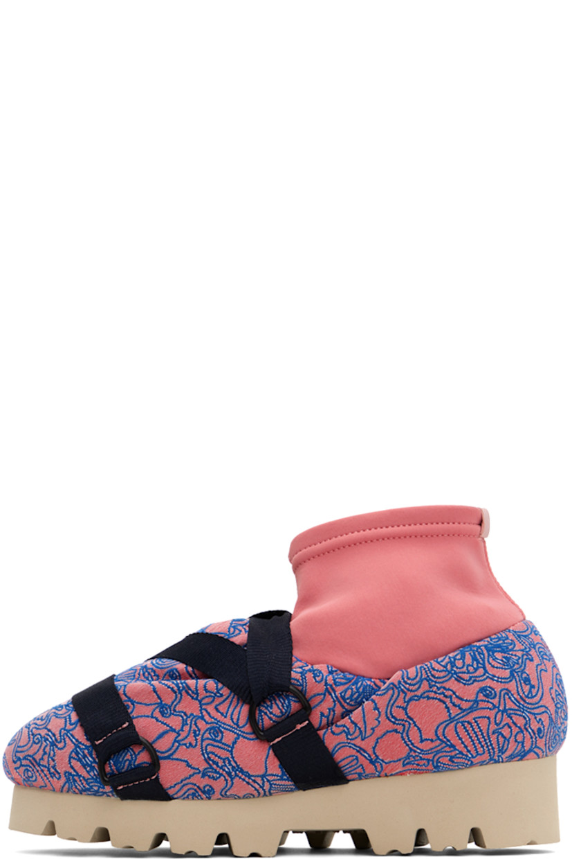 Mid-top insulated organic cotton-blend damask sock-style sneakers in pink and blue. Floral pattern throughout.

· Logo flag and adjustable cinch strap at vamp
· Recycled polyester neoprene sock-style collar
· Pull-loop at heel collar
· Antibacterial faux-leather lining
· EVA foam rubber platform midsole
· Treaded rubber outsole
· Platform: H1.5 in

Part of the Henrik Vibskov x YUME YUME collaboration.

Supplier color: Rosie roses