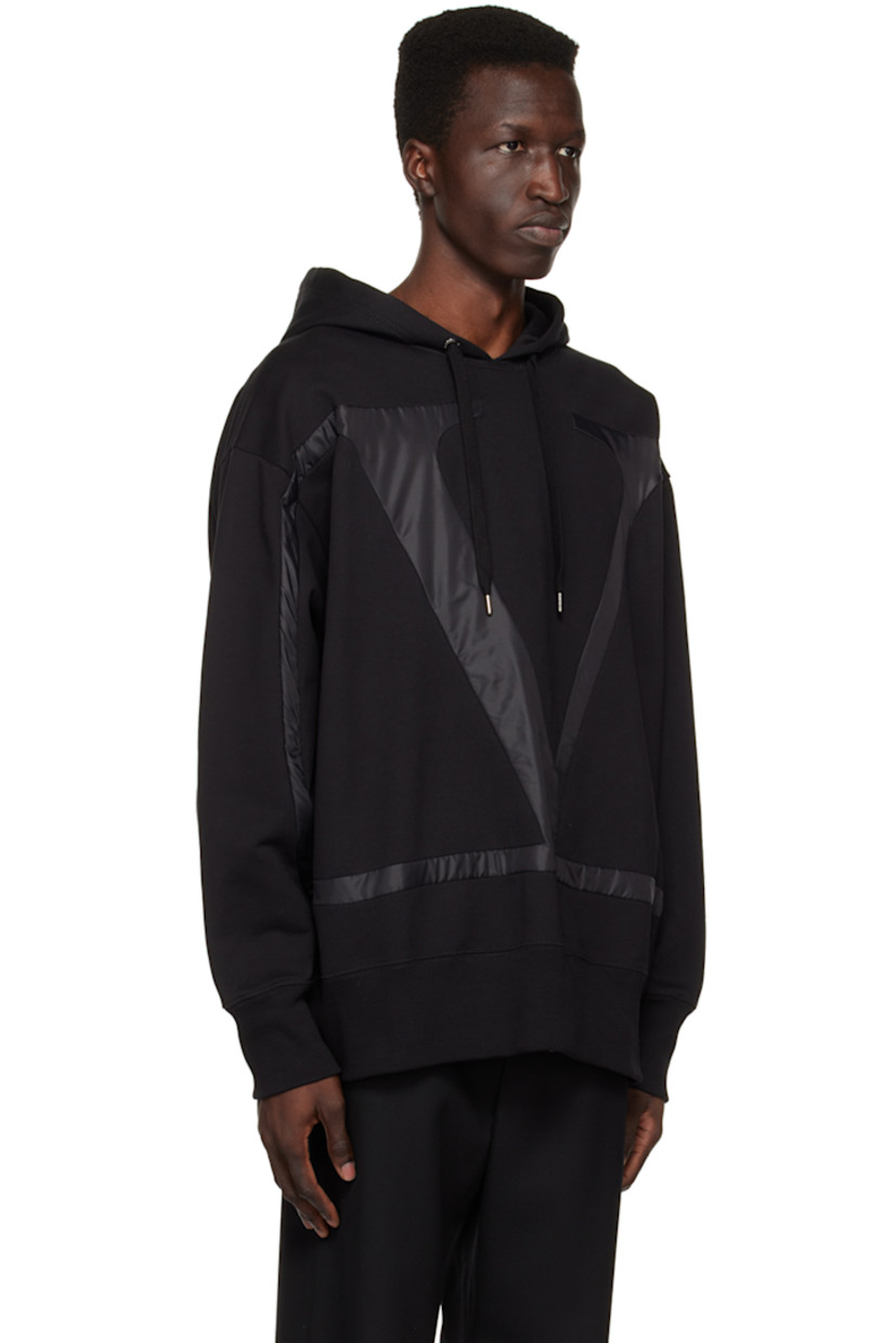French terry hoodie. Taffeta logo appliqué throughout. 

· Paneled construction
· Drawstring at hood
· Rib knit hem and cuffs
· Dropped shoulders

Supplier color: Nero
