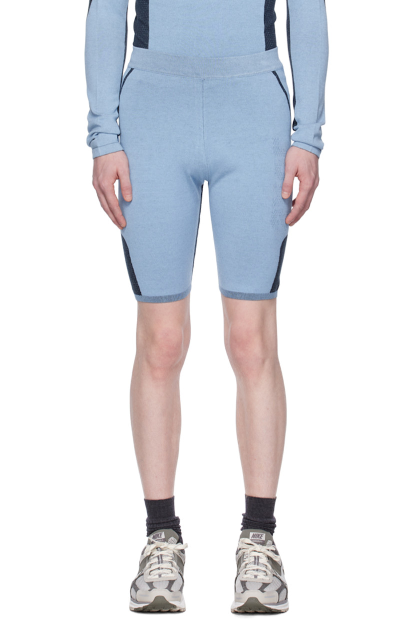 Knit EcoVero™ viscose-blend shorts. Drop stitch detailing throughout.

· Elasticized waistband
· Drop stitch logo at leg
· Rib knit cuffs

Supplier color: Baby blue