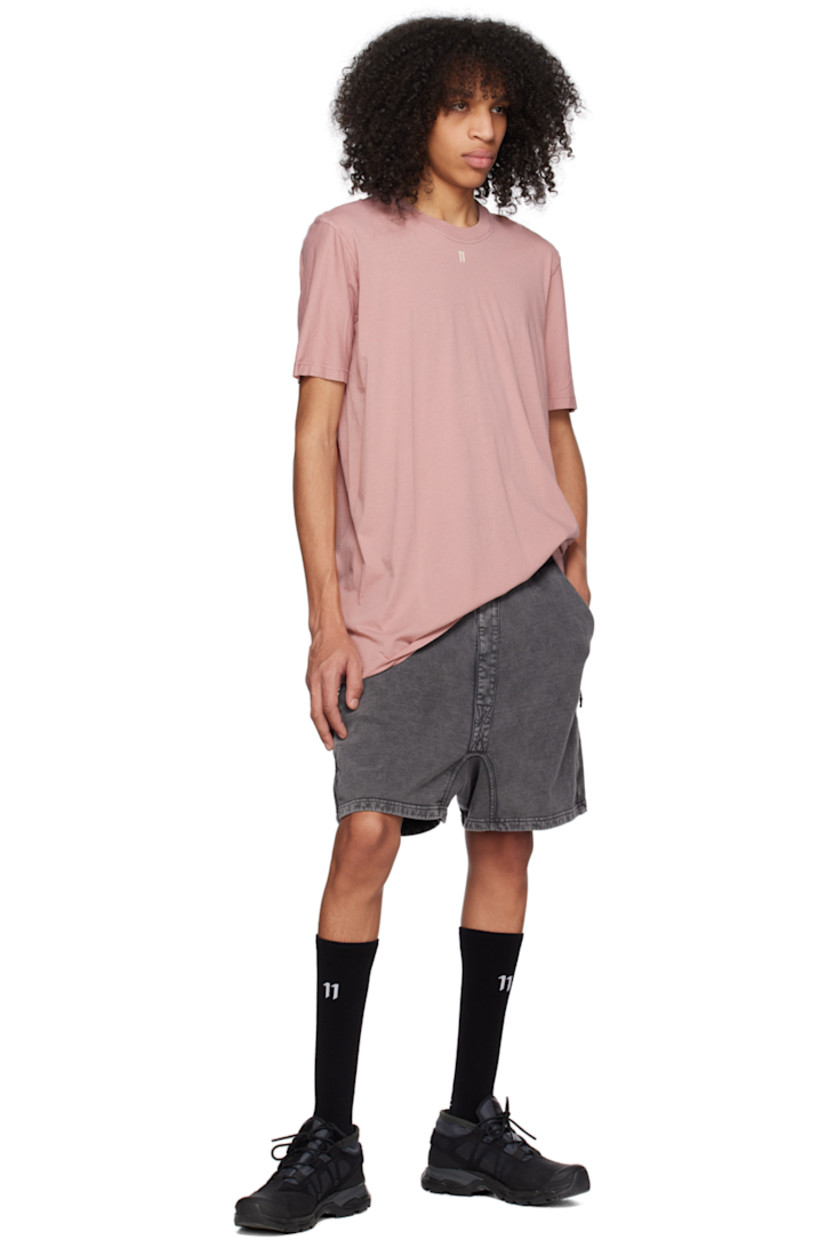 Garment-dyed cotton jersey T-shirt.

· Rib knit crewneck
· Logo printed at front and back
· Drawstring at back collar

Each item is unique. Please note that coloration may vary.

Supplier color: Mellow rose