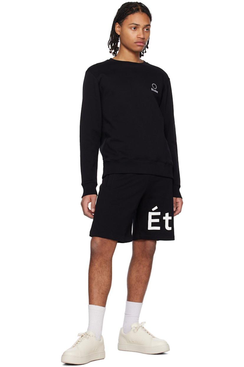 Organic cotton fleece sweatshirt.

· Rib knit crewneck, hem, and cuffs
· Logo embroidered at chest

Supplier color: Black