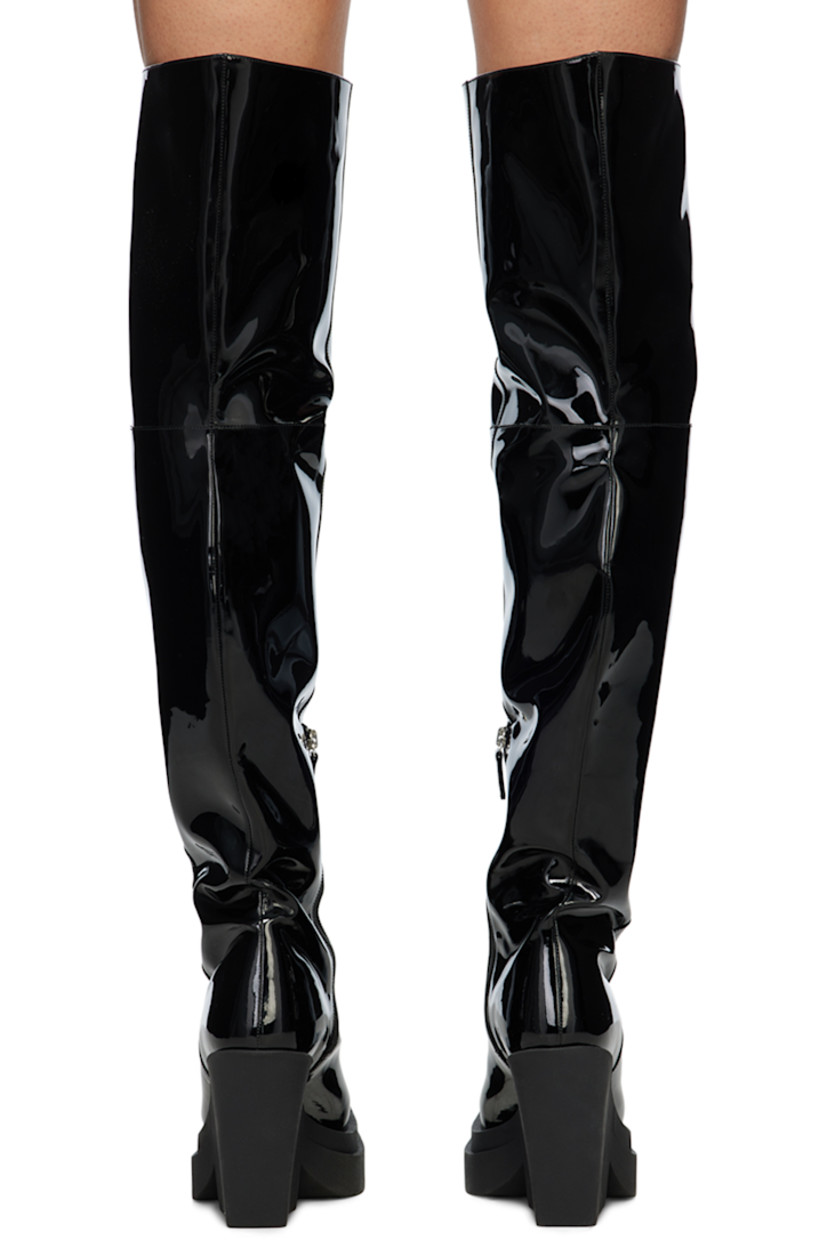 Knee-high patent leather boots in black. 

· Square toe
· Zip closure at inner sides
· Buffed leather lining in beige 
· Rubber wedge heel 
· Treaded rubber platform sole
· Platform: H1.5 in
· Heel: H5 in

Supplier color: Black