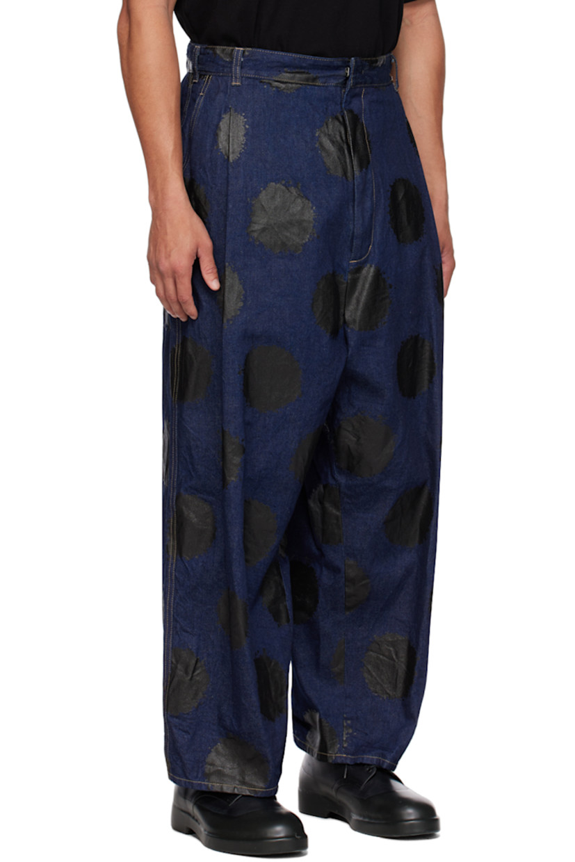 Relaxed-fit non-stretch denim jeans. Polka-dot pattern printed throughout.

· Belt loops
· Four-pocket styling
· Zip-fly
· Pleats at front legs
· Contrast stitching in yellow

Supplier color: Indigo