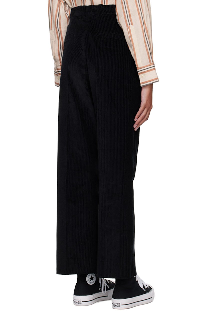 Cotton corduroy trousers.

· Belt loops
· Four-pocket styling
· Zip-fly

Wholesale exclusivity at SSENSE.

Supplier color: Black