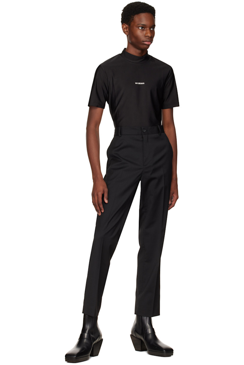 Stretch polyester jersey turtleneck.

· Logo printed at front
· Raglan sleeves 

Supplier color: Black