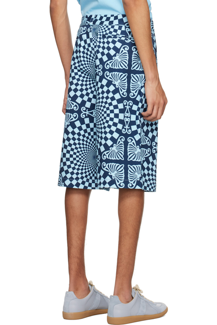 Cotton twill shorts. Graphic pattern printed throughout.

· Belt loops
· Four-pocket styling
· Zip-fly

Supplier color: Blue