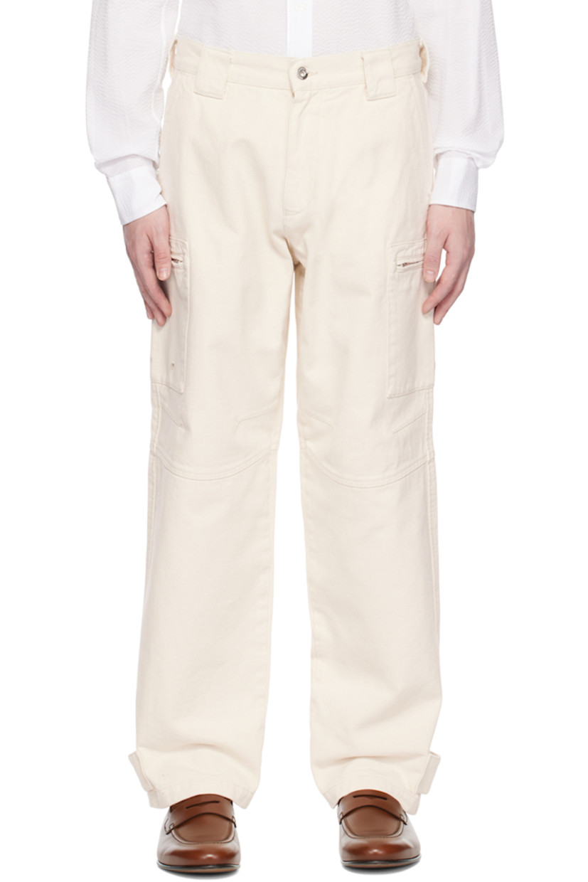 Non-stretch denim jeans. 

· Belt loops 
· Four-pocket styling 
· Zip-fly 
· Zip pockets at outseams 
· Adjustable button tab at cuffs 

Supplier color: Bianco caldo