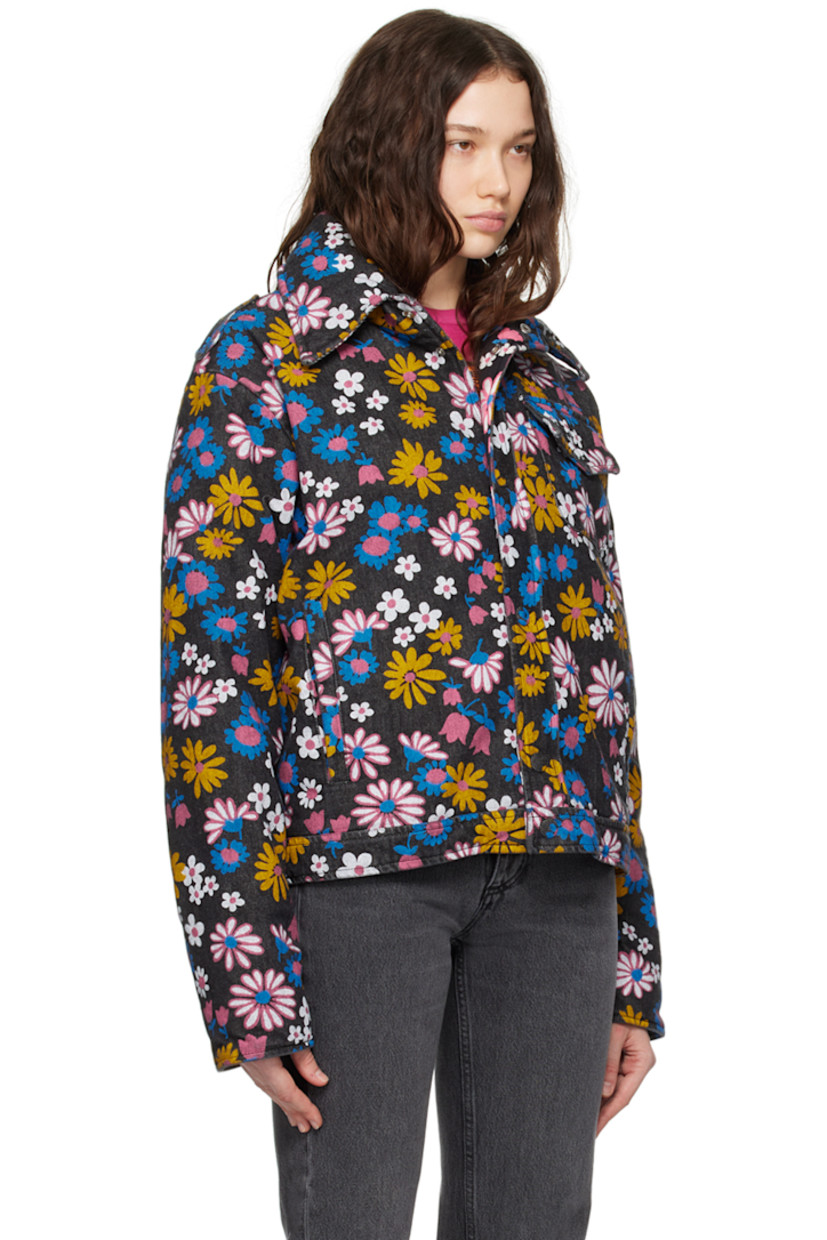 Padded non-stretch denim jacket. Floral pattern printed throughout. 

· Spread collar
· Press-stud closure
· Flap pocket at chest
· Welt pockets
· Epaulettes 
· Press-stud fastening at cuffs
· Patch pocket at interior
· Full cotton twill lining

Supplier color: Black floral