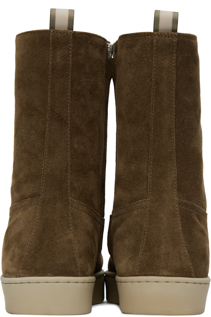 Handcrafted high-top suede sneakers in taupe.

· Zip closure at inner side
· Grosgrain pull-loop at heel collar
· Shearling lining
· Treaded Lactae Hevea® latex rubber sole

Supplier color: Tundra/Herbe