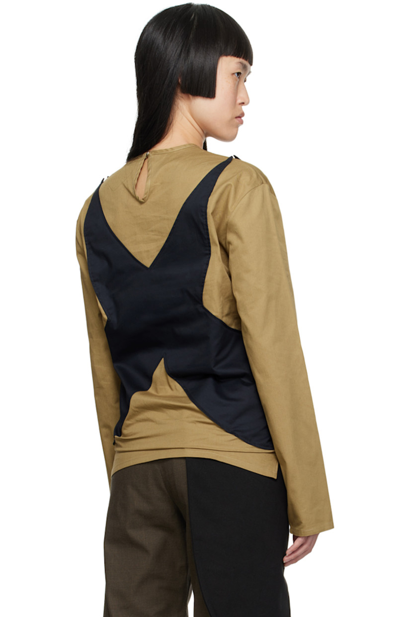 Cotton twill T-shirt. 

· Crewneck
· Graphic appliqué at front and back
· Button closure at back collar

Supplier color: Beige/Black