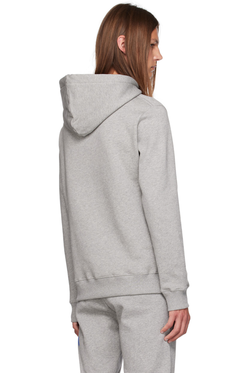 Mottled organic cotton fleece hoodie.

· Drawstring at hood
· Logo printed at front
· Kangaroo pocket
· Rib knit hem and cuffs

Supplier color: Heather grey