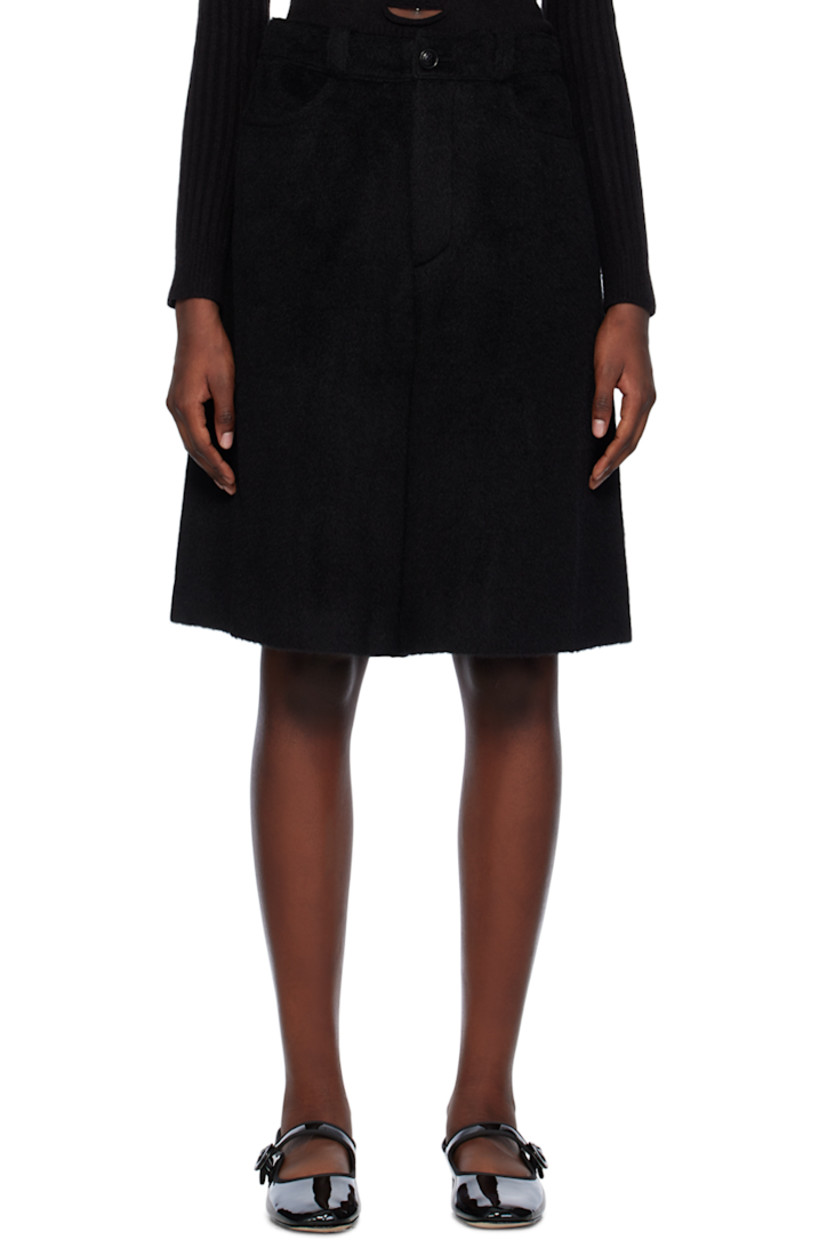 Shag knit llama- and wool-blend shorts. 

· Belt loops
· Three-pocket styling
· Zip-fly
· Partial satin lining

Supplier color: Black