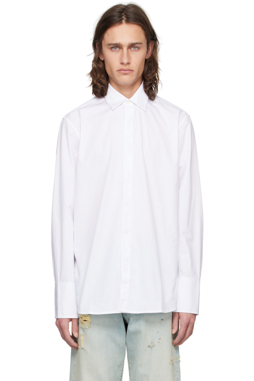 Cotton poplin shirt.

· Spread collar
· Concealed button closure
· Logo embroidered at front
· Shirttail hem
· Four-button extended barrel cuffs

Supplier color: White