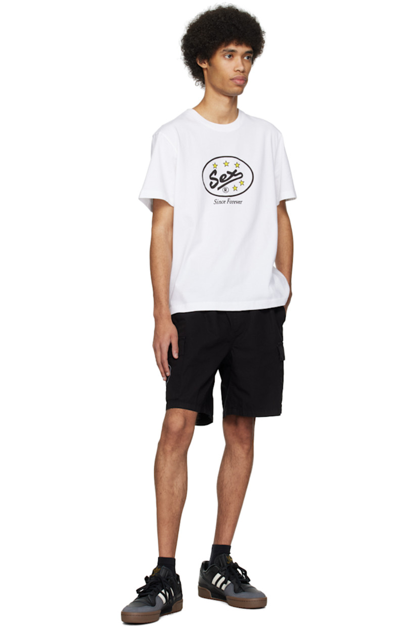 Cotton ripstop shorts.

· Concealed drawstring at elasticized waistband
· Three-pocket styling
· Mock-fly
· Flap pocket and embroidered graphic at outseams

Supplier color: Black
