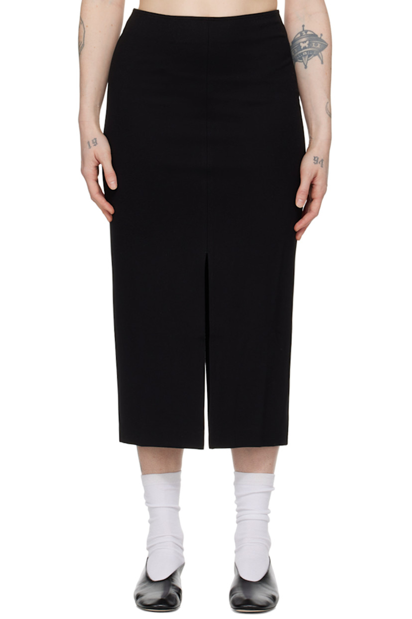 Heavyweight stretch LENZING™ ECOVERO™ viscose-blend jersey skirt. 

· Central vent at front and back hem 
· Concealed zip closure at back 

Supplier color: Black