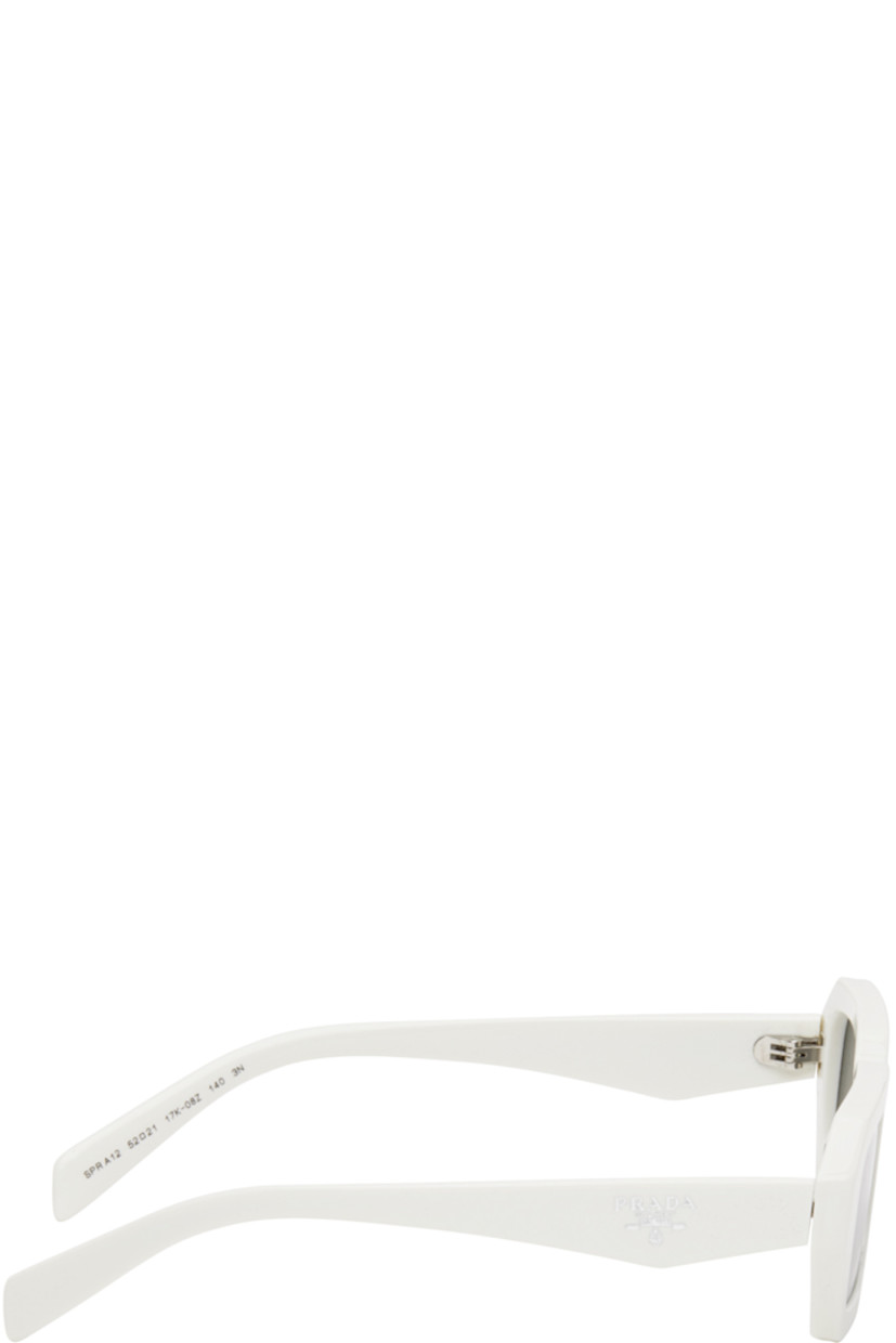 Rectangular acetate-frame sunglasses in white.

· Gray lenses
· 100% UVA/UVB protection
· Logo etched at lens
· Integrated nose pads
· Logo stamp at temples
· Includes saffiano leather case
· Size: 52.21 140

Supplier color: White