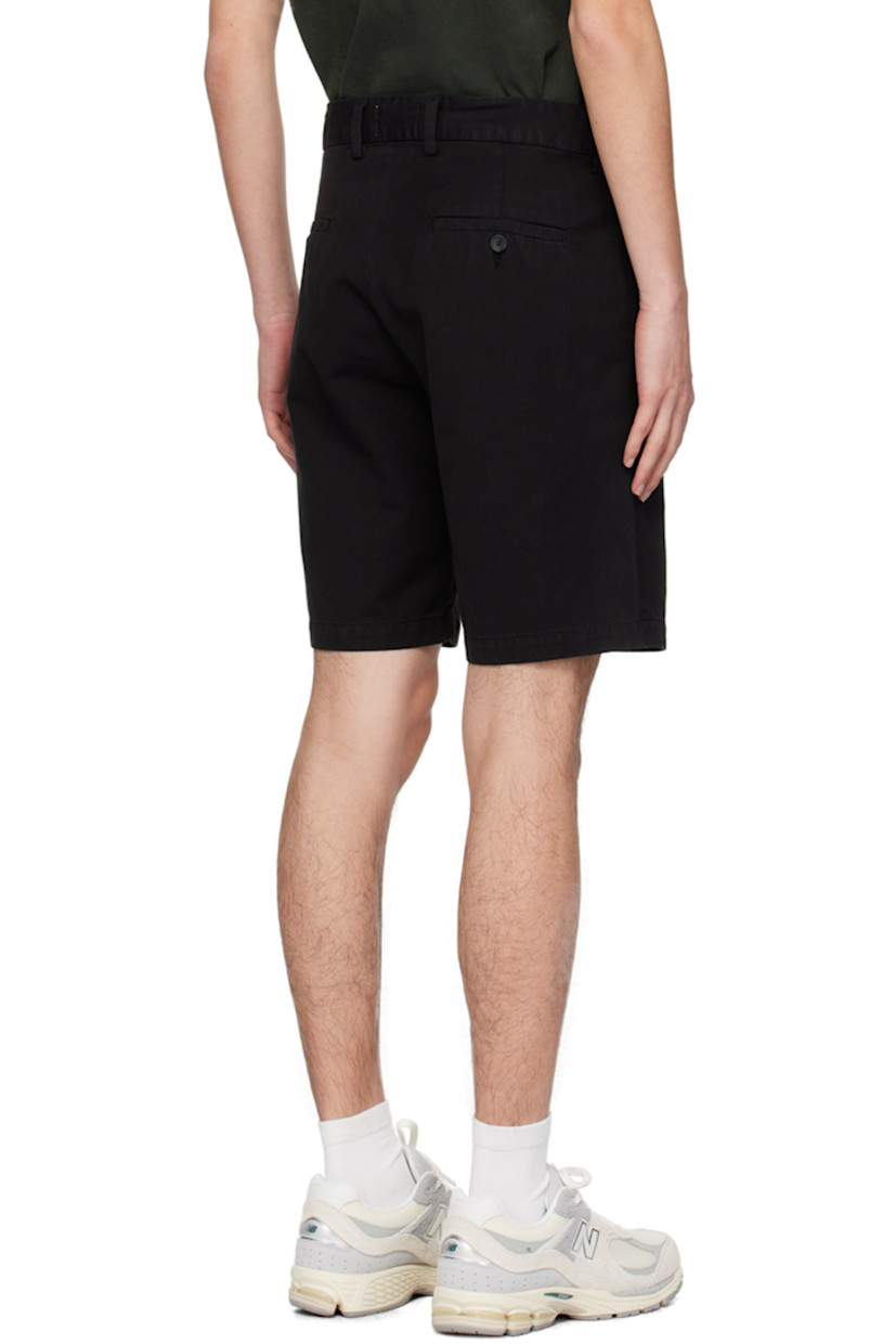 Breathable supima cotton-blend twill shorts. 

· Belt loops
· Four-pocket styling 
· Zip-fly 

Supplier color: Black