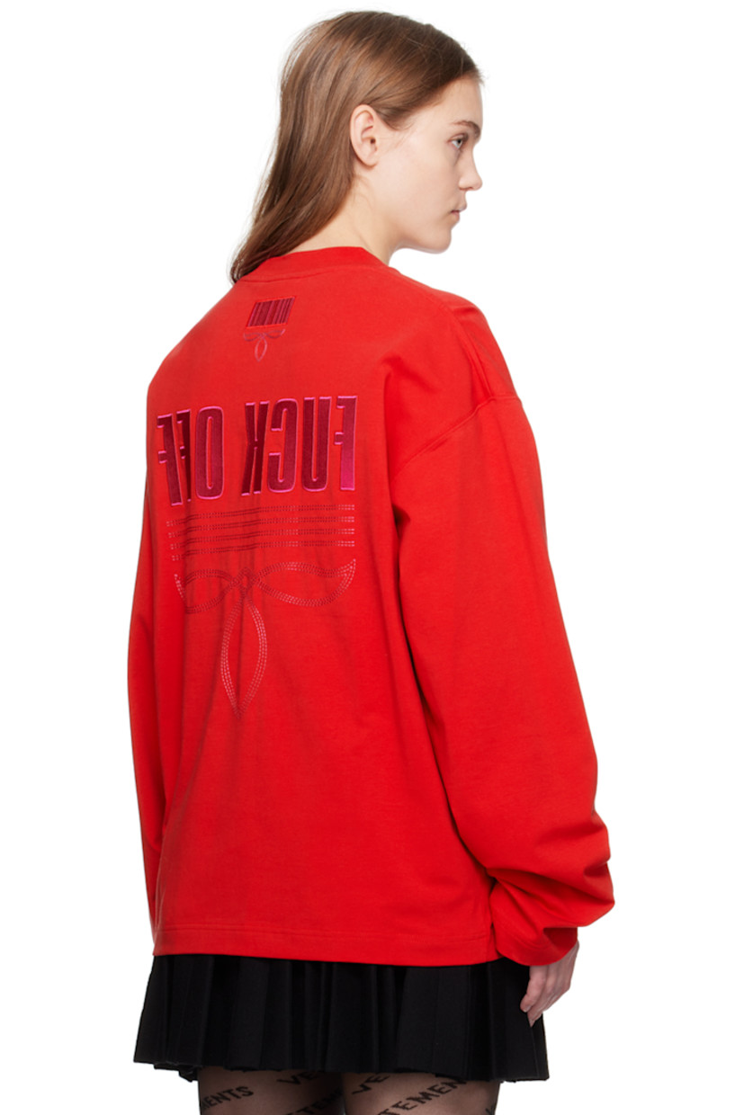 Cotton jersey T-shirt.

· Rib knit crewneck
· Logo, graphic, and text embroidered at front and back

Supplier color: Red