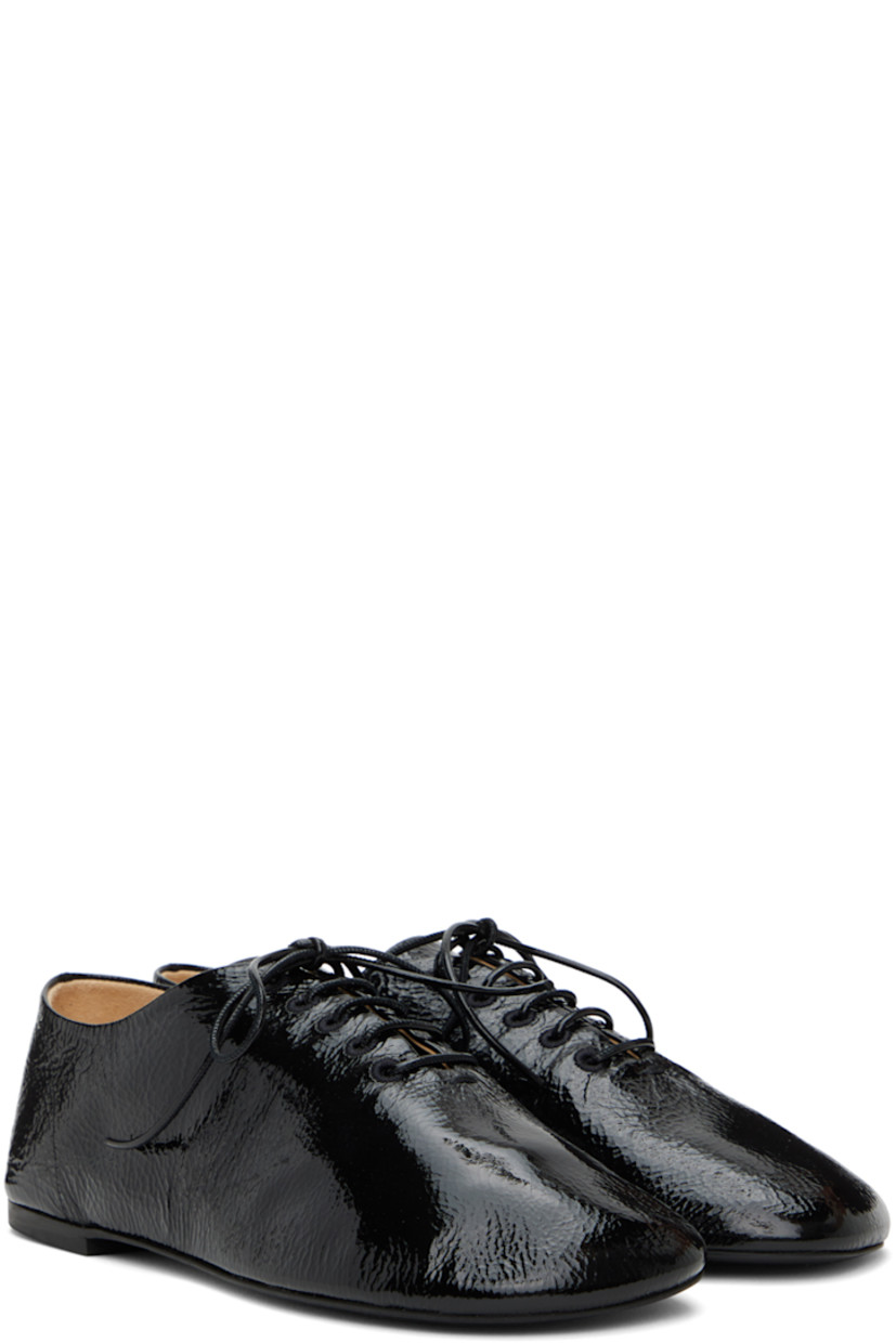 Lightweight patent kidskin oxfords in black.

· Lace-up closure
· Logo printed at buffed leather insole
· Rubber sole

Supplier color: Black