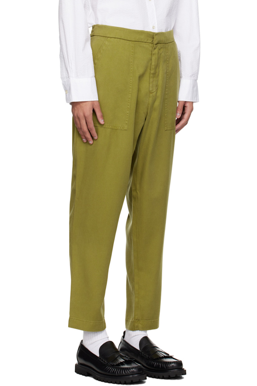Garment-dyed loose-fit lyocell twill trousers.

· Concealed drawstring at partially elasticized waistband
· Four-pocket styling
· Zip-fly

Supplier color: Cardamome
