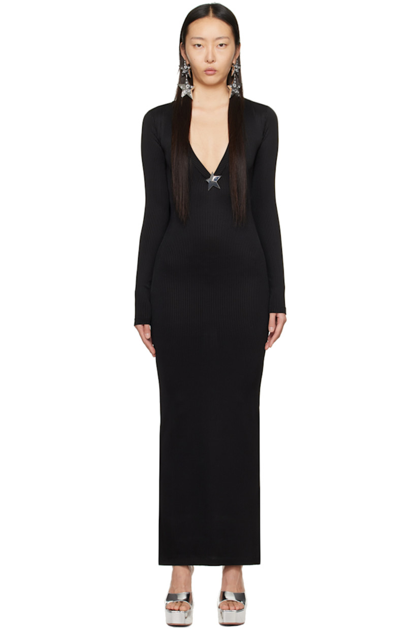 Rib knit stretch viscose dress. Graphic hardware at plunging V-neck.

Supplier color: Black
