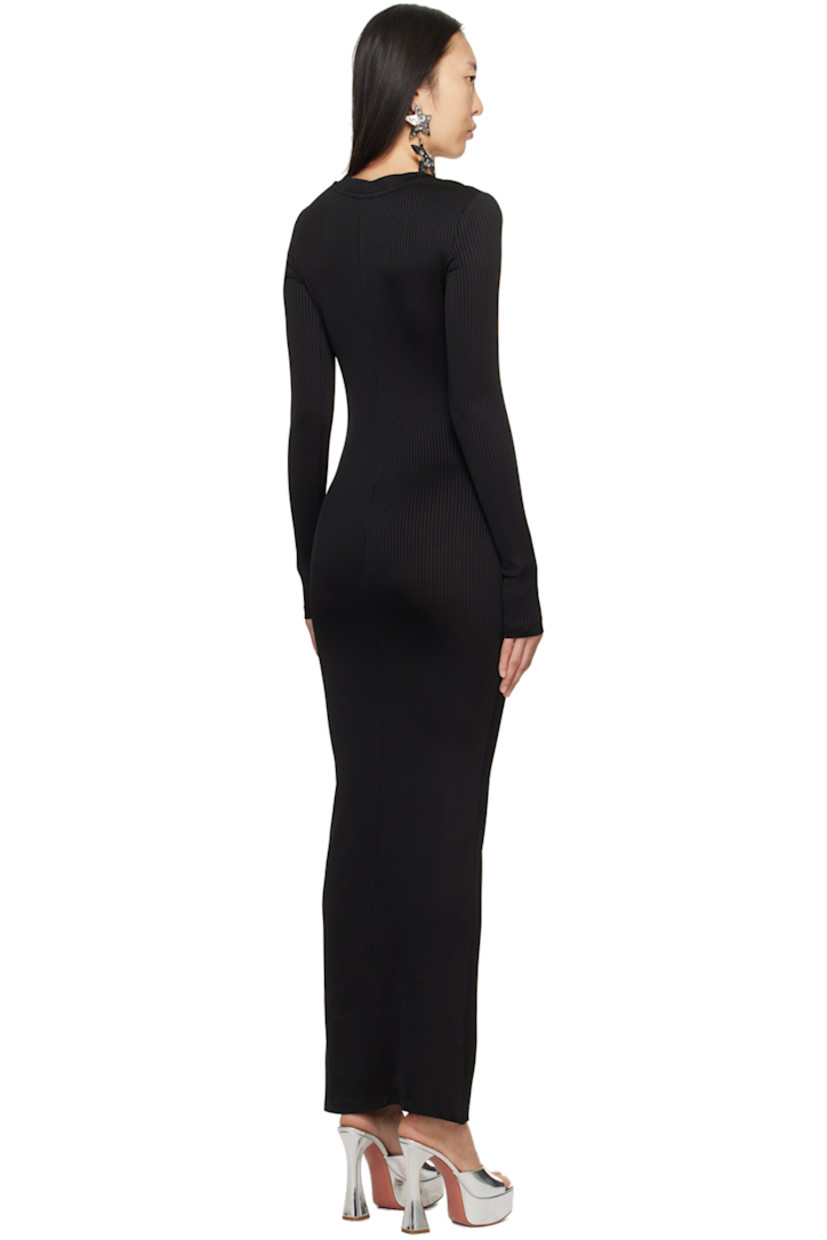 Rib knit stretch viscose dress. Graphic hardware at plunging V-neck.

Supplier color: Black