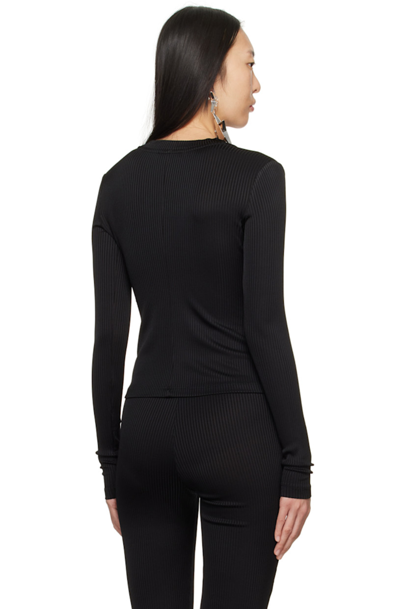 Rib knit stretch viscose top. Graphic hardware at plunging V-neck.

Supplier color: Black