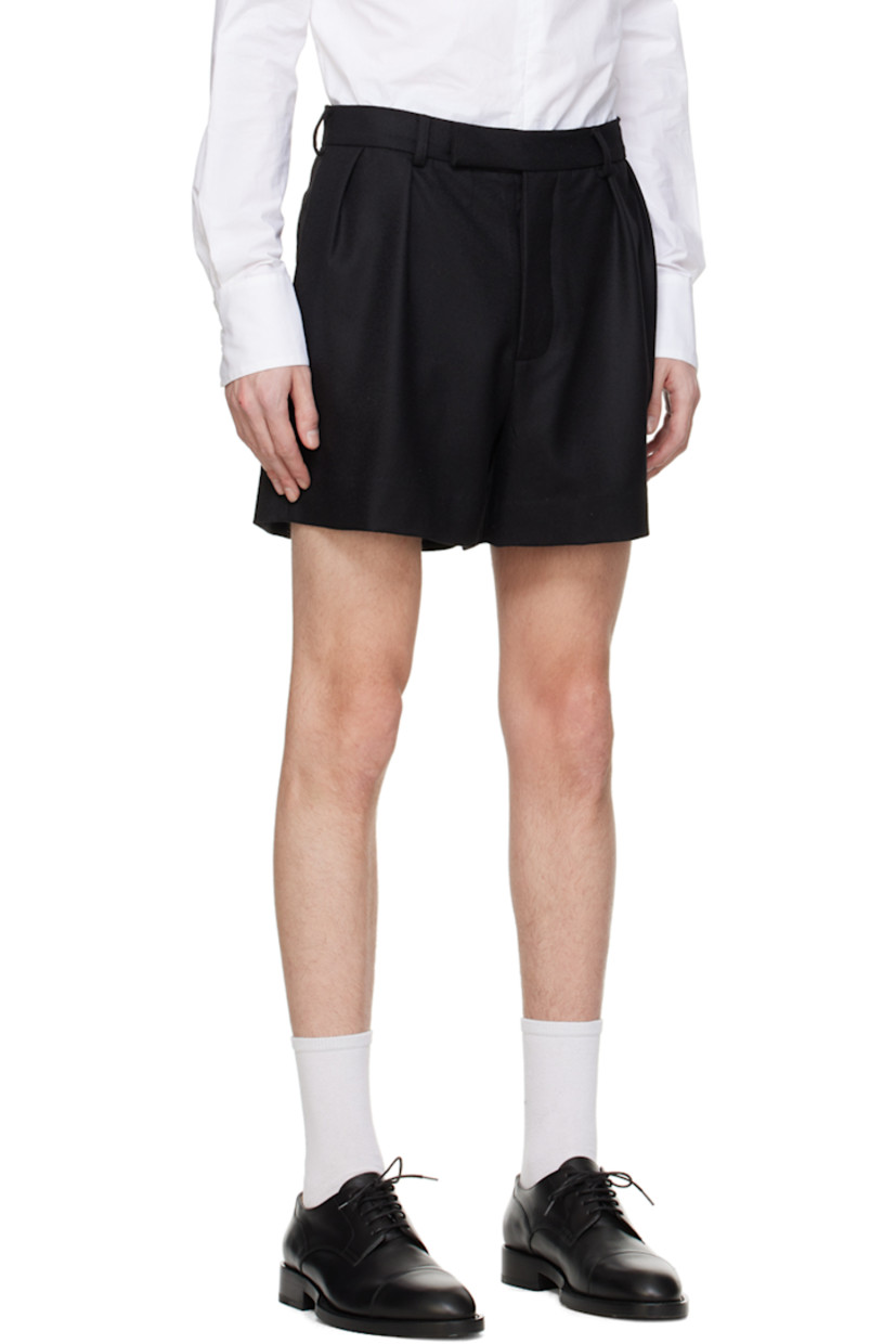 Virgin wool-blend twill shorts.

· Belt loops
· Four-pocket styling
· Button-fly
· Pleats at front
· Unlined

Available exclusively at SSENSE.

Supplier color: Black