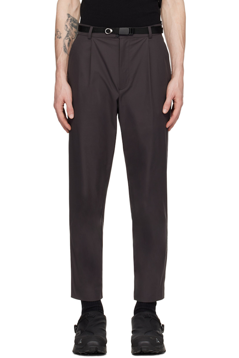 Polyester twill trousers. 

· Detachable press-release belt and belt loops
· Four-pocket styling
· Zip-fly
· Pleats at front

Supplier color: Dark grey