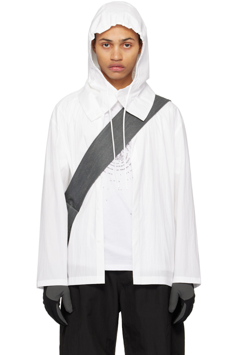 Crinkled cotton-blend poplin shirt.

· Drawstring at detachable hood
· Round neck
· Press-stud closure

Supplier color: White