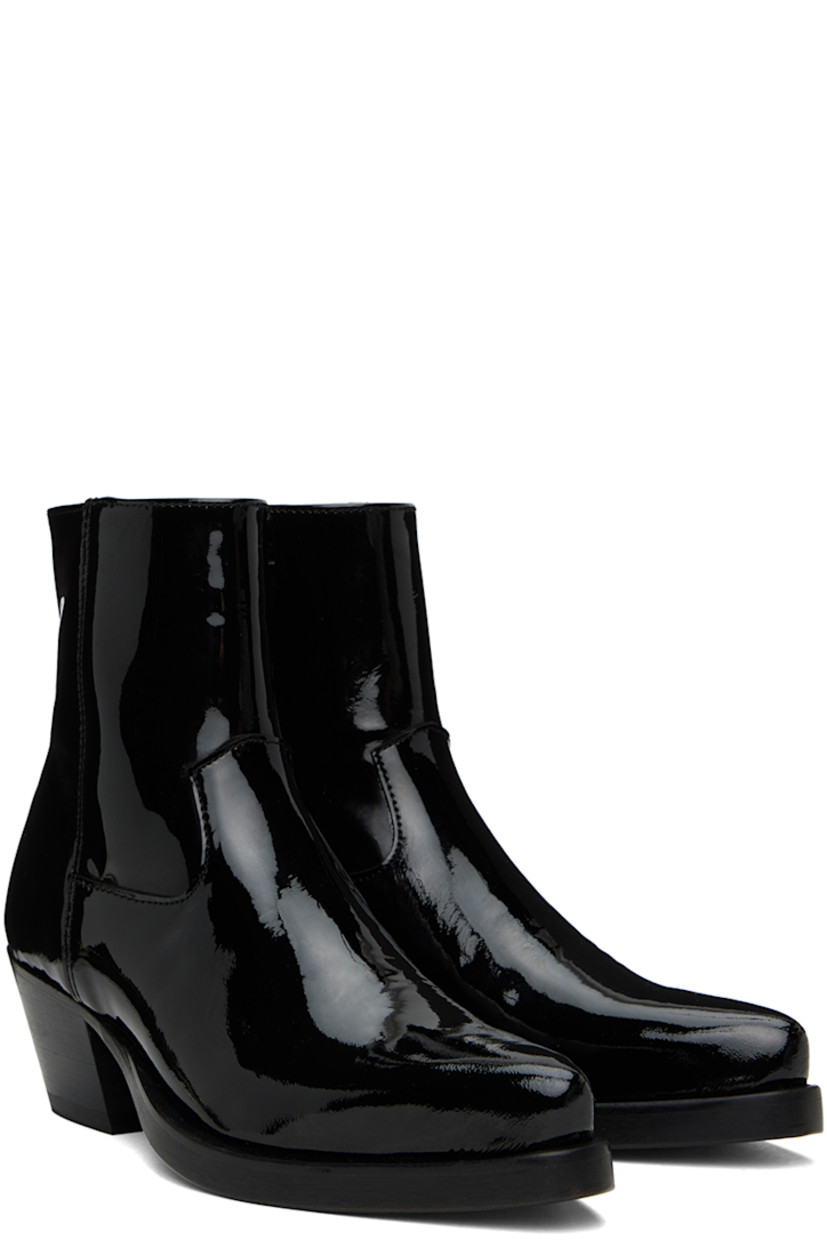 Ankle-high patent leather boots in black.

· Pointed toe
· Zip closure at inner side
· Grained leather lining
· Leather block heel with rubber injection
· Leather sole
· Heel: H2"

Supplier color: Black