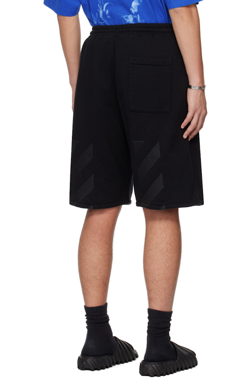 French terry shorts. 

· Drawstring at elasticized waistband 
· Three-pocket styling 
· Logo embroidered at front
· Graphic embroidered at back 

Supplier color: Black/White