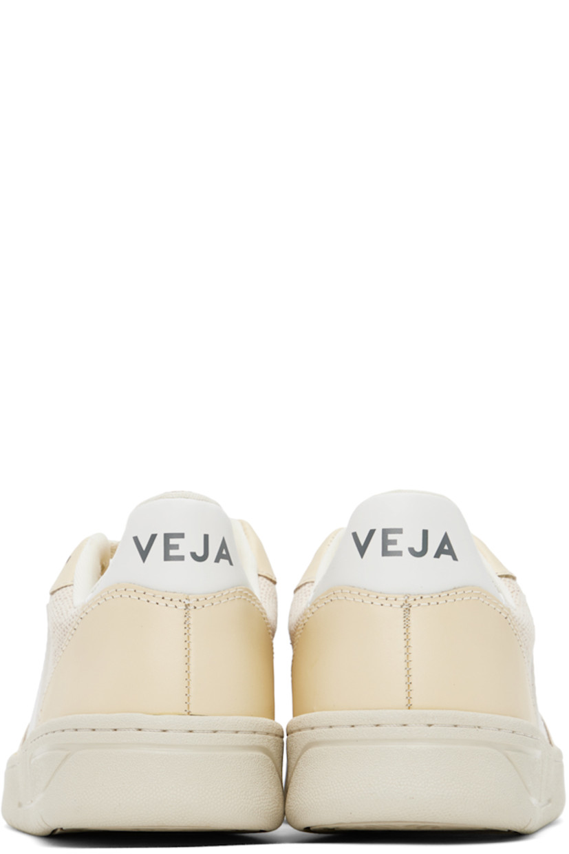 Low-top jute- and cotton-blend J-Mesh and buffed leather sneakers in beige. Antistatic, thermoregulating, and breathable.

· Paneled construction
· Lace-up closure
· Logo embossed at tongue
· Padded collar
· Rubberized logo appliqué at sides
· Logo printed at heel tab
· Mesh lining
· Treaded rubber sole

Supplier color: Jute/White/Multico