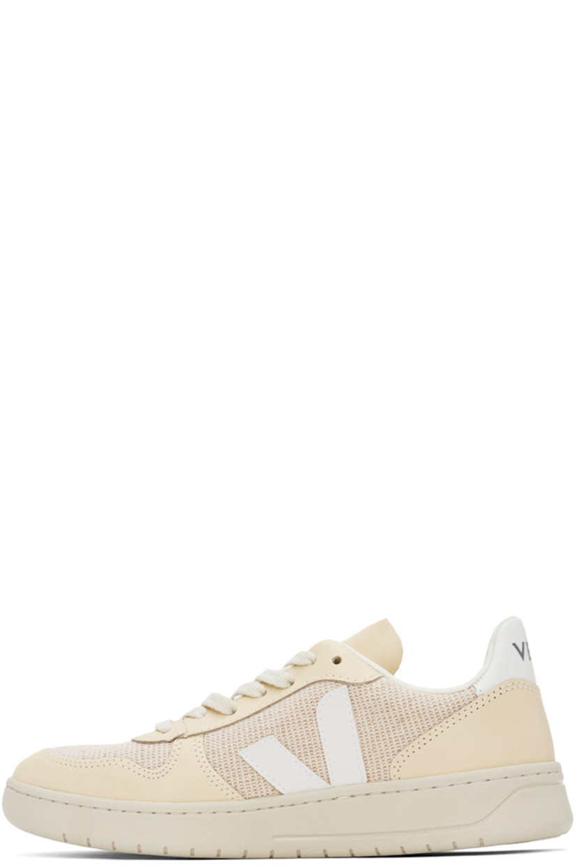 Low-top jute- and cotton-blend J-Mesh and buffed leather sneakers in beige. Antistatic, thermoregulating, and breathable.

· Paneled construction
· Lace-up closure
· Logo embossed at tongue
· Padded collar
· Rubberized logo appliqué at sides
· Logo printed at heel tab
· Mesh lining
· Treaded rubber sole

Supplier color: Jute/White/Multico
