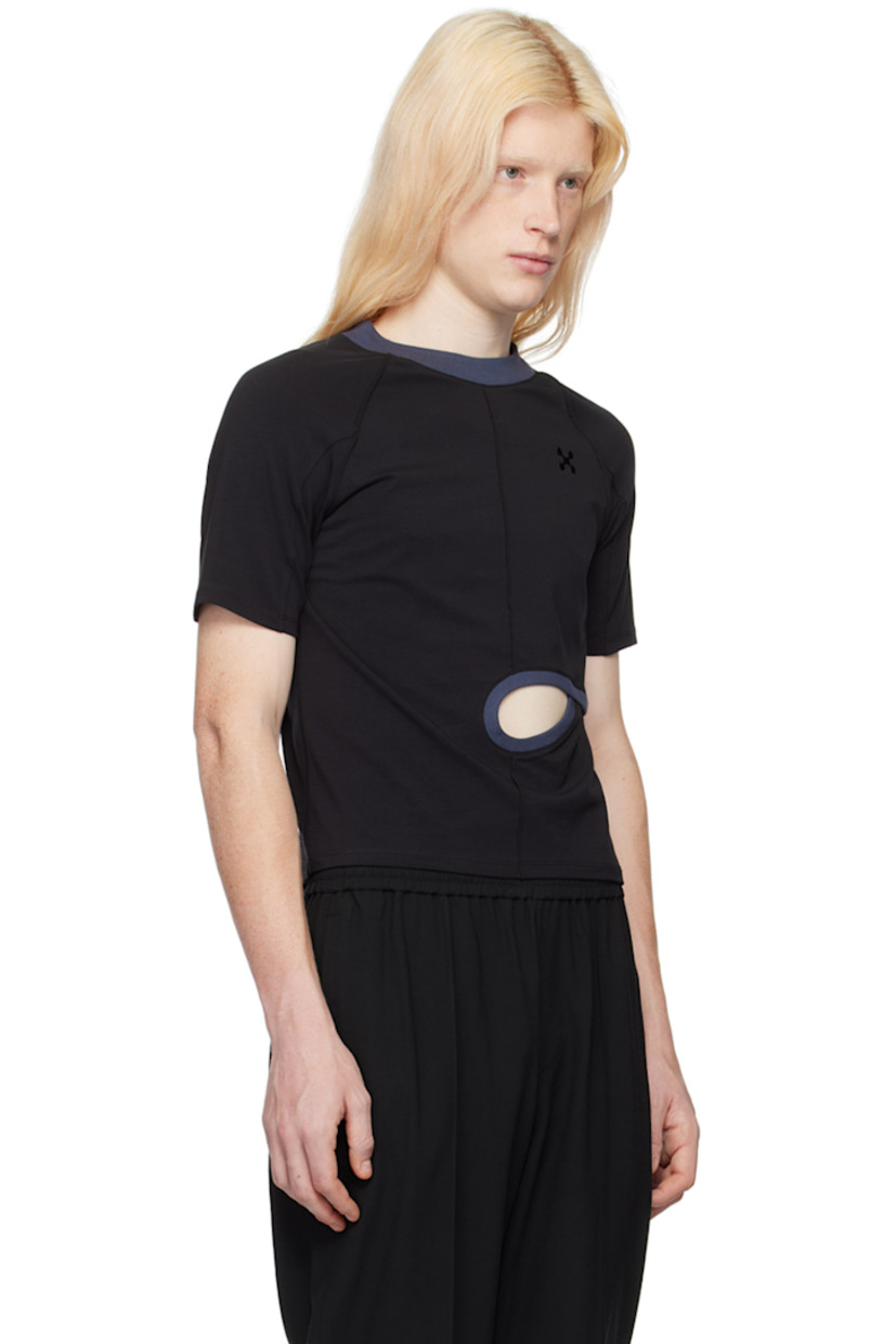 Polyester jersey T-shirt. Exposed seams throughout.

· Rib knit crewneck
· Logo embroidered at chest
· Cutout at front
· Raglan sleeves

Available exclusively at SSENSE.

Supplier color: Black