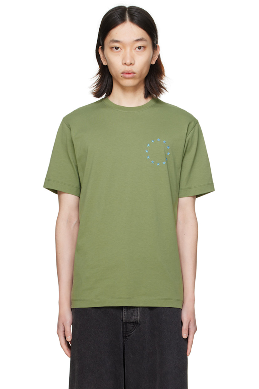 Organic cotton jersey T-shirt. 

· Rib knit crewneck
· Logo embroidered at chest and back

Supplier color: Olive