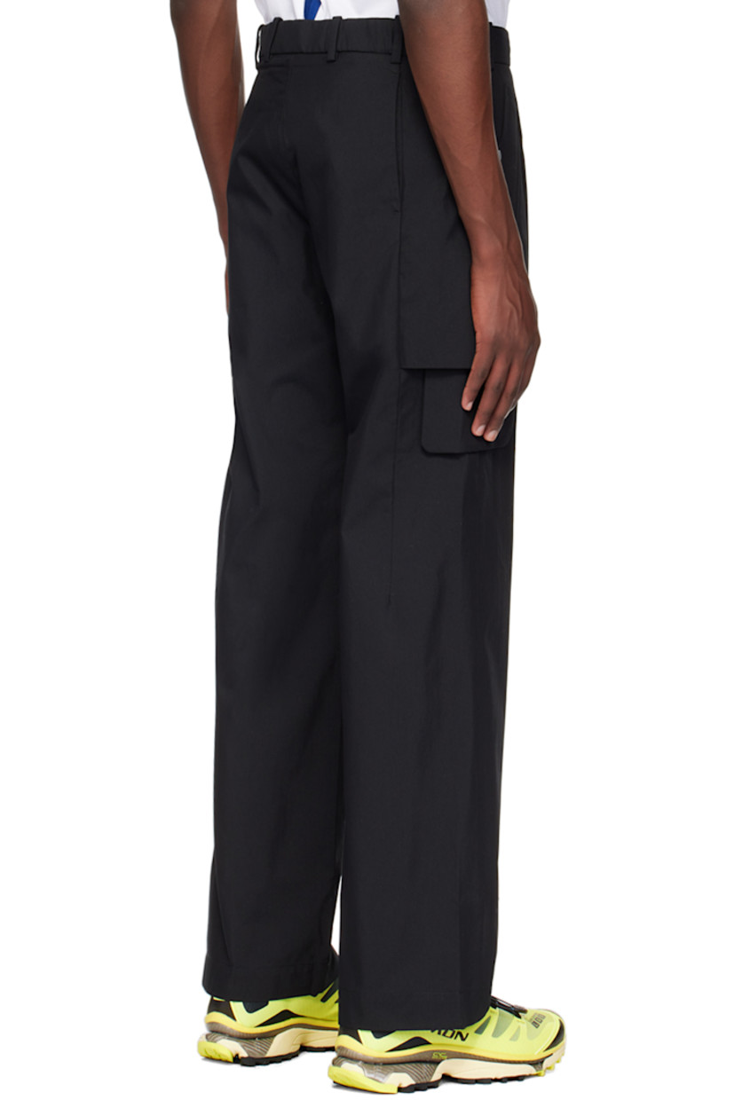 Straight-leg cotton- and nylon-blend twill cargo pants.

· Belt loops
· Four-pocket styling
· Zip-fly
· Pleats at front and back
· Cargo pocket at outseams

Supplier color: Black