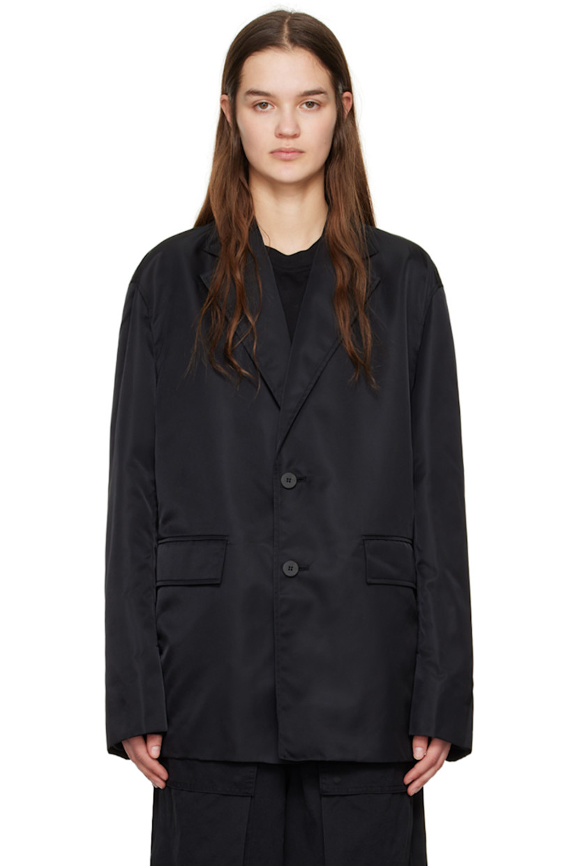 Nylon taffeta blazer.

· Notched lapel
· Single-breasted button closure
· Flap pockets
· Concealed bungee-style drawstring at waist
· Bungee-style drawstring at inner arms
· Button hardware at cuffs
· Logo hardware at back collar
· Partial twill lining

Supplier color: Black