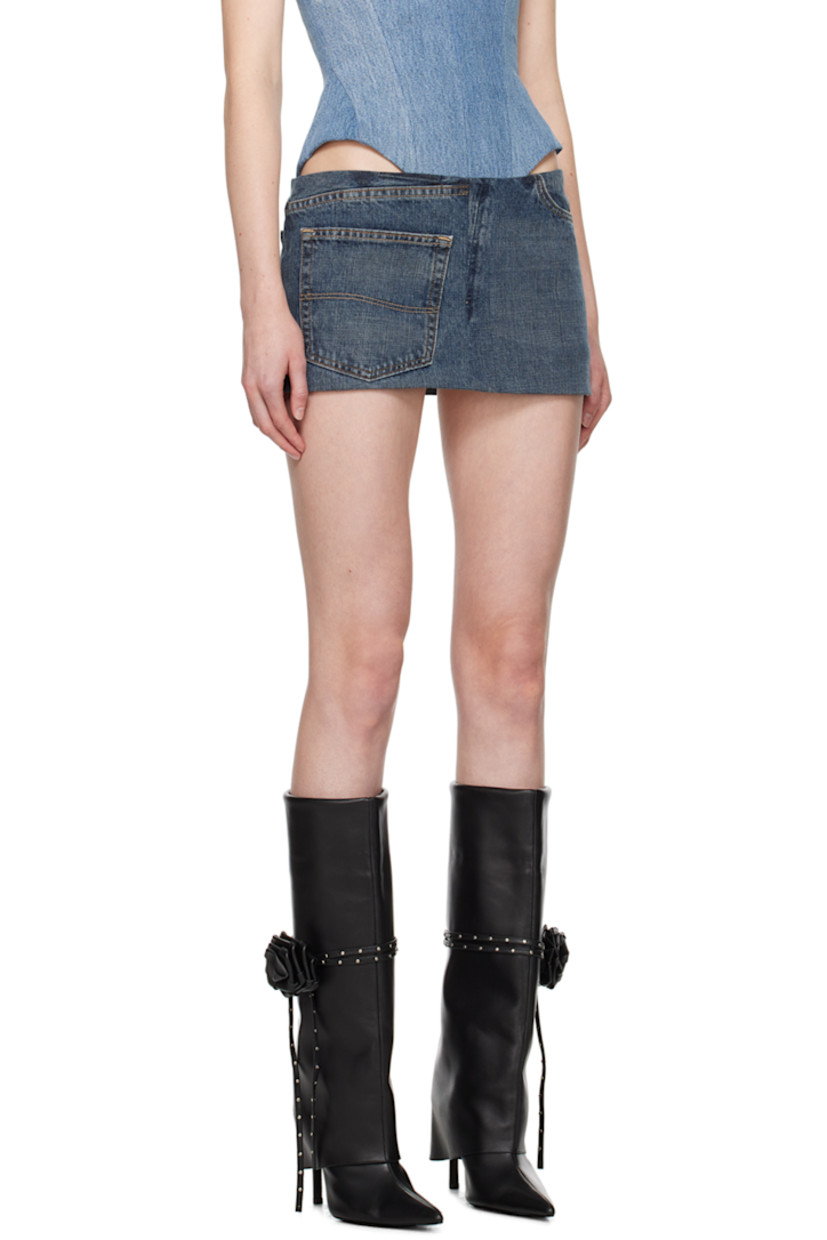 Non-stretch denim skirt. Fading and whiskering throughout.

· Four-pocket styling
· Concealed zip closure at side seam
· Logo flag at back pocket
· Full poplin lining
· Contrast stitching in tan

Supplier color: Denim