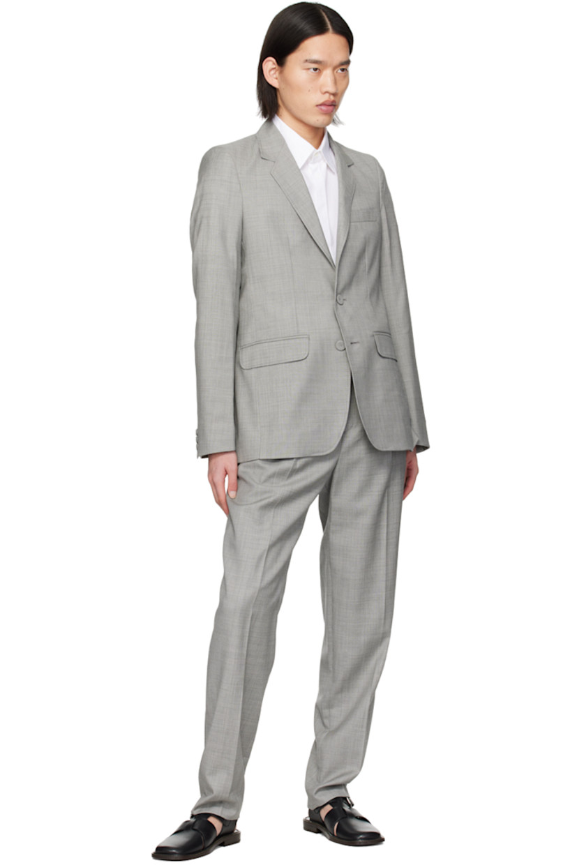 Cotton poplin shirt. 

· Spread collar
· Button closure
· Shirttail hem
· Single-button barrel cuffs
· Box pleat at back yoke 

Supplier color: White