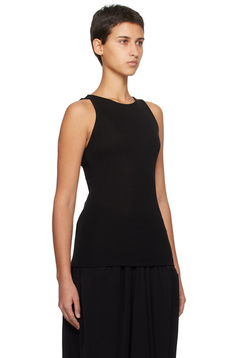 Knit wool tank top. Crewneck.

Supplier color: Black
