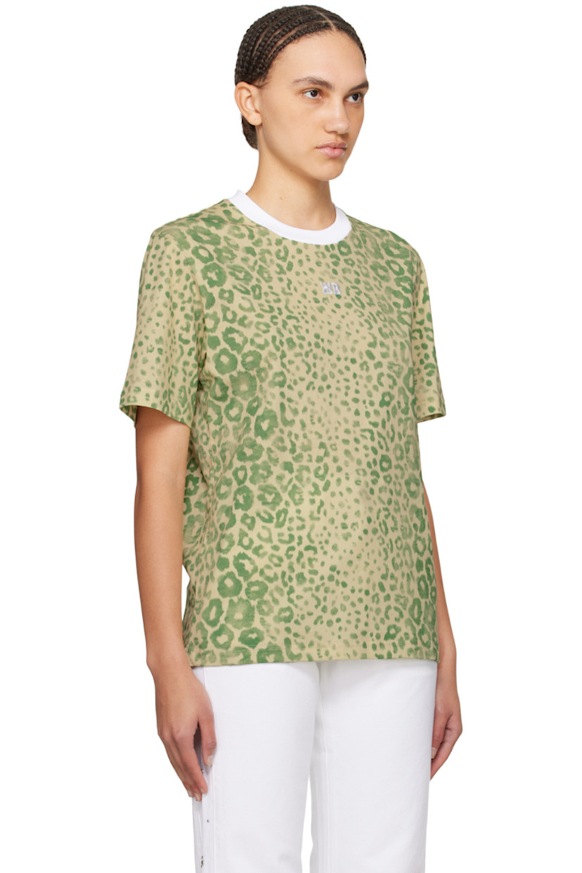 Organic cotton jersey T-shirt. Leopard pattern printed throughout. 

· Rib knit crewneck
· Logo embroidered at chest
· Logo printed at back collar

Supplier color: Green leopard
