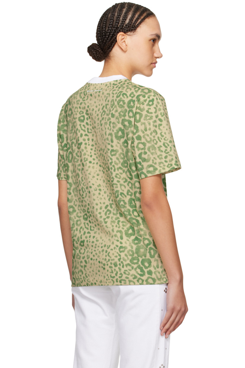 Organic cotton jersey T-shirt. Leopard pattern printed throughout. 

· Rib knit crewneck
· Logo embroidered at chest
· Logo printed at back collar

Supplier color: Green leopard