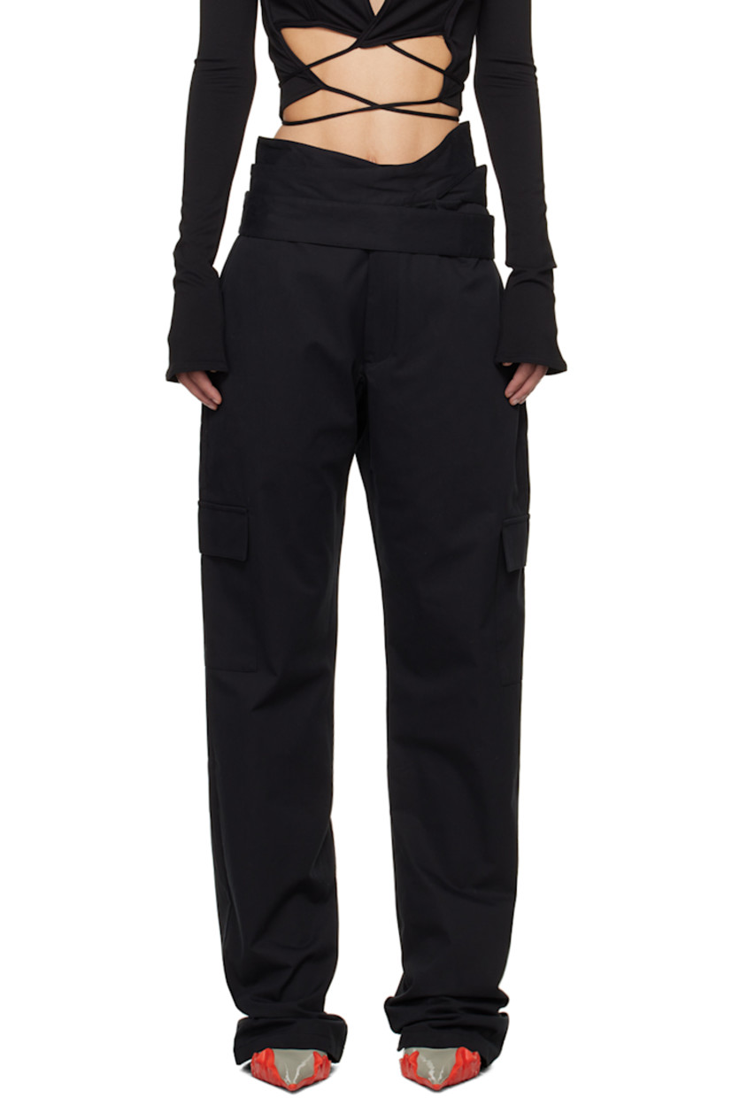 Cotton twill cargo pants.

· Wrap construction
· Integrated self-tie belt 
· Four-pocket styling 
· Zip-fly
· Cargo pocket at outseams

Supplier color: Black