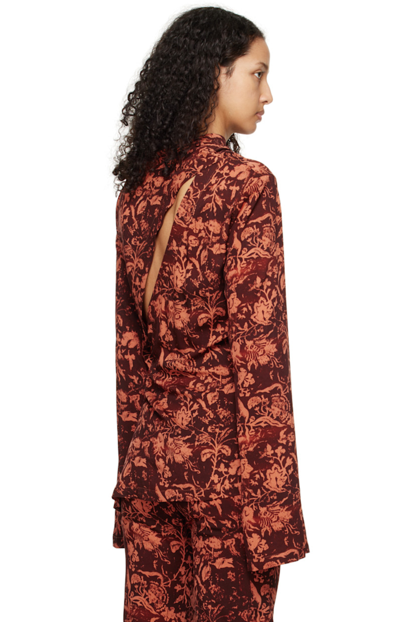 Viscose twill blouse. Floral pattern printed throughout. 

· Boat neck
· Asymmetric hem
· Cutout at back with hook-eye fastening 

Supplier color: Brown/Orange