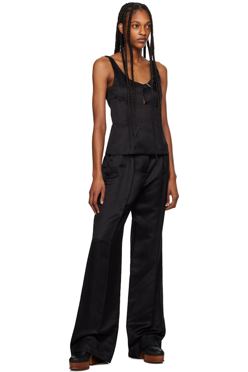 Silk- and linen-blend twill camisole.

· Pin-buckle tab at scoop neck
· Keyhole at chest
· Boning at bodice
· Zip closure at back

Supplier color: Black