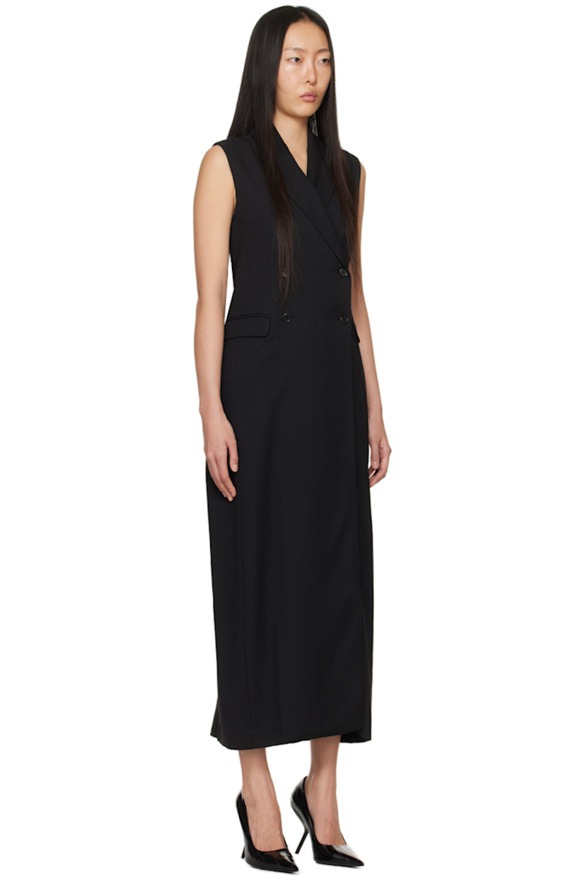 Stretch polyester-blend twill dress.

· Notched lapel
· Double-breasted button closure
· Flap pockets
· Central vent at back hem

Supplier color: Black