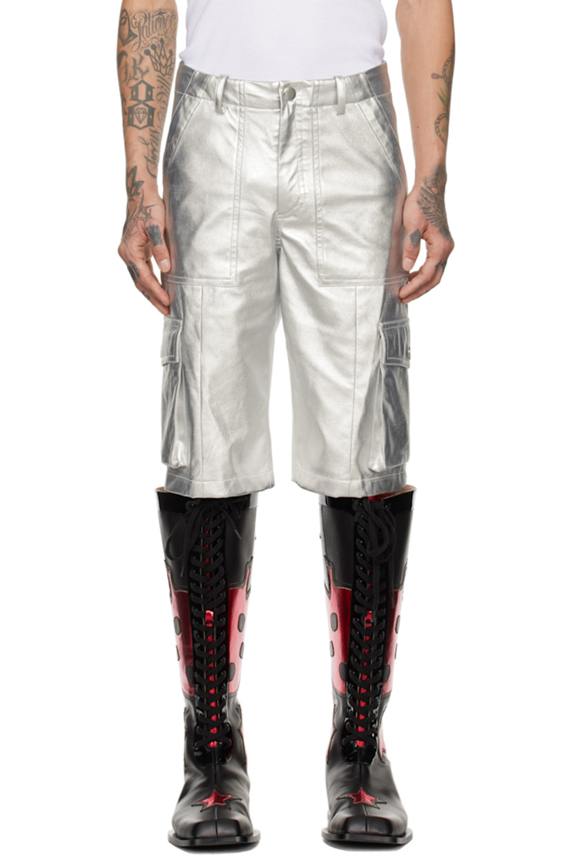 Grained faux-leather shorts.

· Belt loops
· Two-pocket styling
· Zip-fly
· Cargo pocket at outseams

Supplier color: Silver