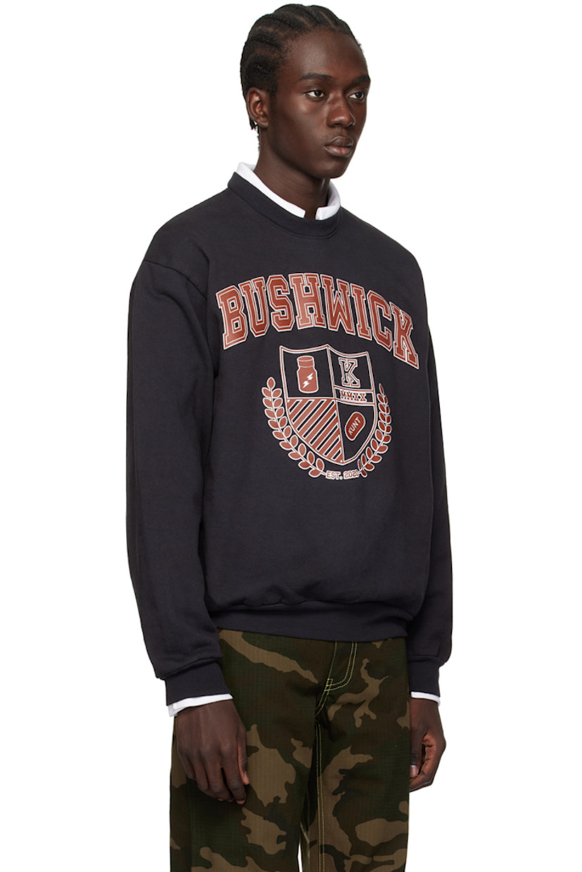 12 oz cotton fleece sweatshirt.

· Rib knit crewneck, hem and cuffs
· Graphic printed at front
· Dropped shoulders

Supplier color: Black